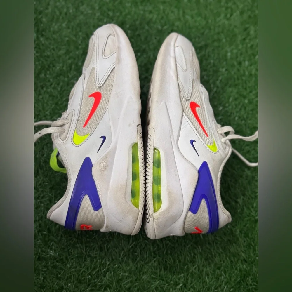 Nike(GS) Air‎ Max Bolt 'White Indigo Burst Size 5Y